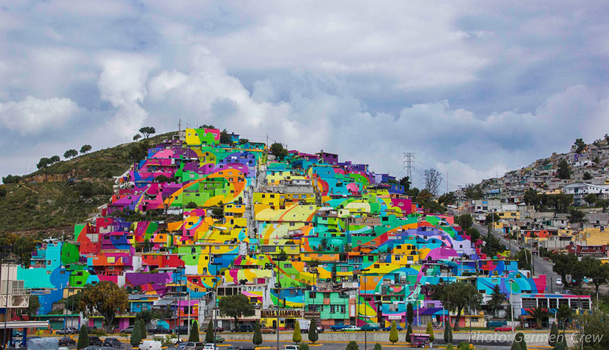 Grafiteiros pintam uma comunidade no México